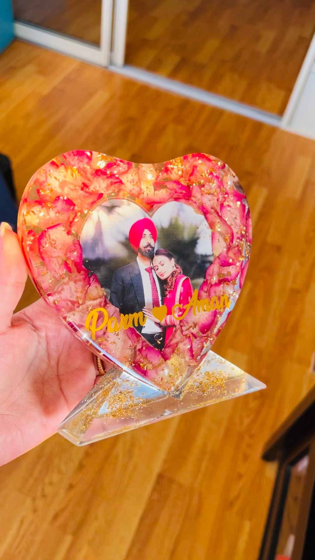 Custom Flower Preservation Heart with Base – 5-6 Inches ❤️✨- Pressed/Flower Petals Preserved