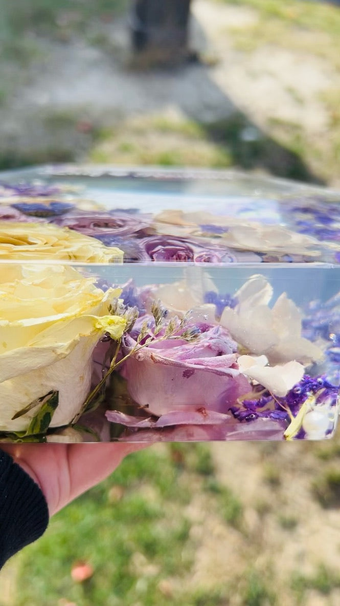Custom Bouquet Preservation in Free-Standing Hexagon Block β 7 Inches Tall πΈβ¨- 3D Flower preservation