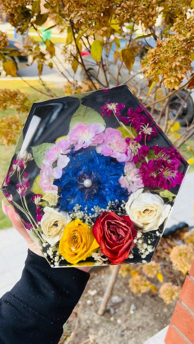 Custom Bouquet Preservation in Free-Standing Hexagon Block β 7 Inches Tall πΈβ¨- 3D Flower preservation