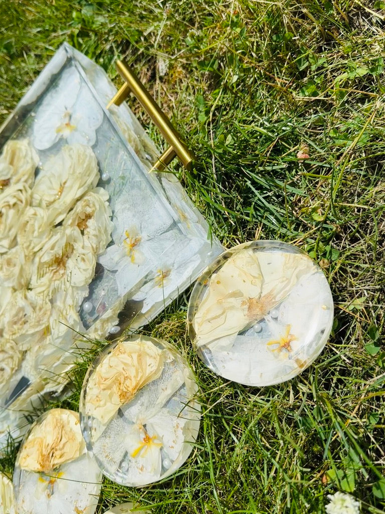 Custom Bouquet Preservation in Acrylic Resin Tray – Multiple Sizes 🌸✨- 3D Flower preservation