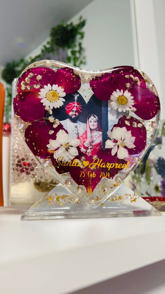 Custom Flower Preservation Heart with Base – 5-6 Inches ❤️✨- Pressed/Flower Petals Preserved