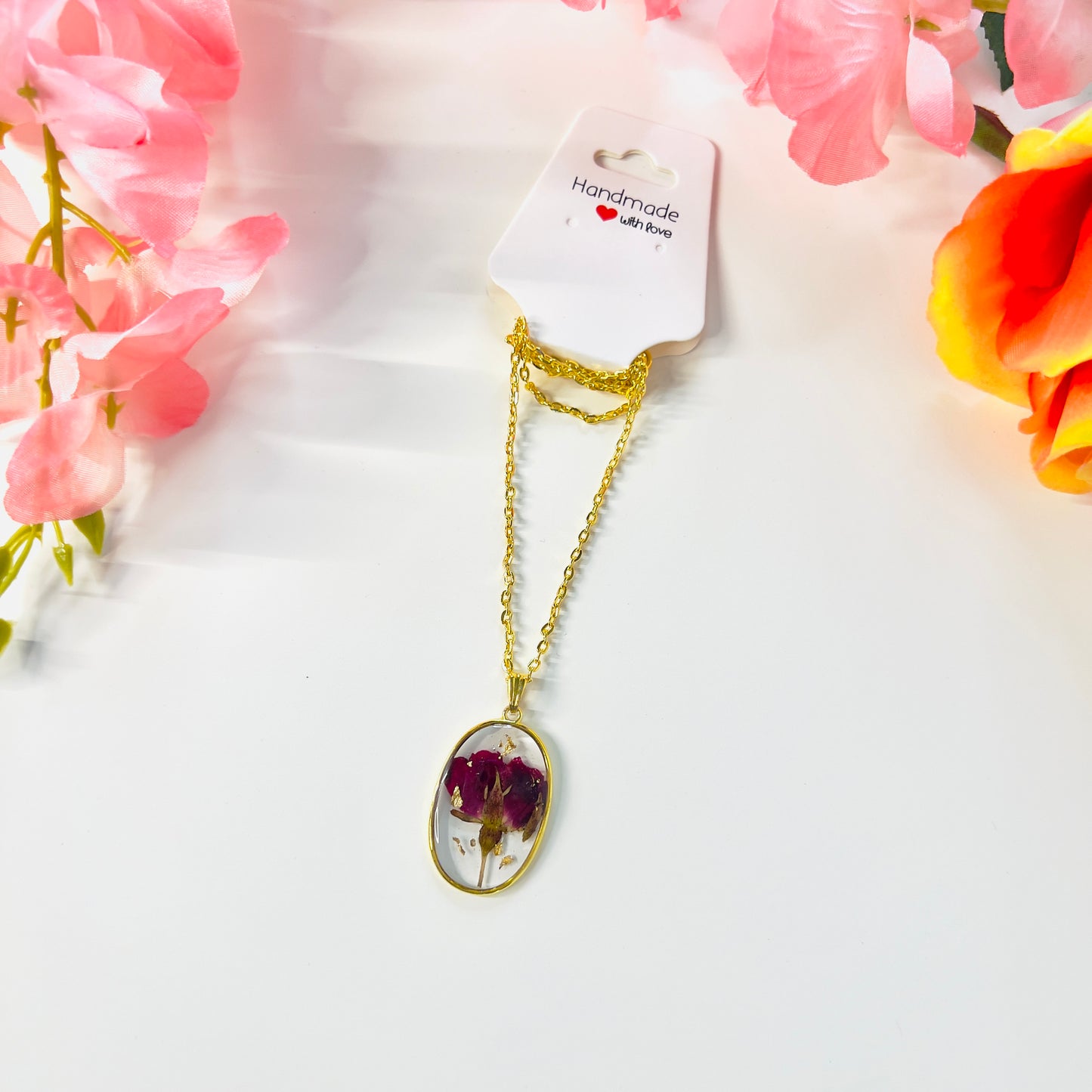 Handmade Resin Flower Necklace – Real Pressed Flowers & Gold Foil | Unique Botanical Jewelry | Floral Pendant Gift for Her