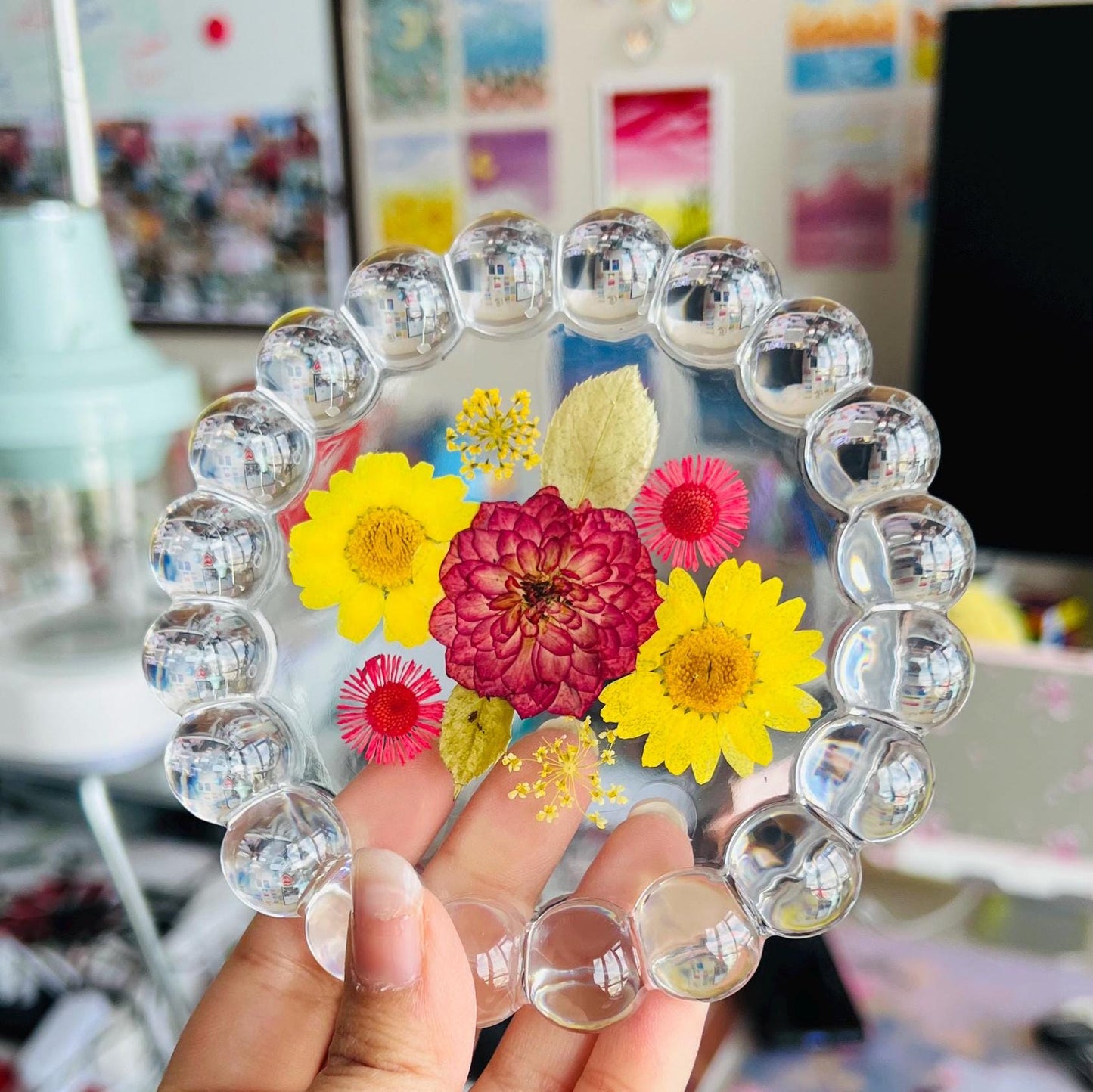 Aesthetic Floral Resin Bubble Trinket Dish – Handmade Coaster & Jewelry Tray with Pressed Flowers - Perfect gift for Her