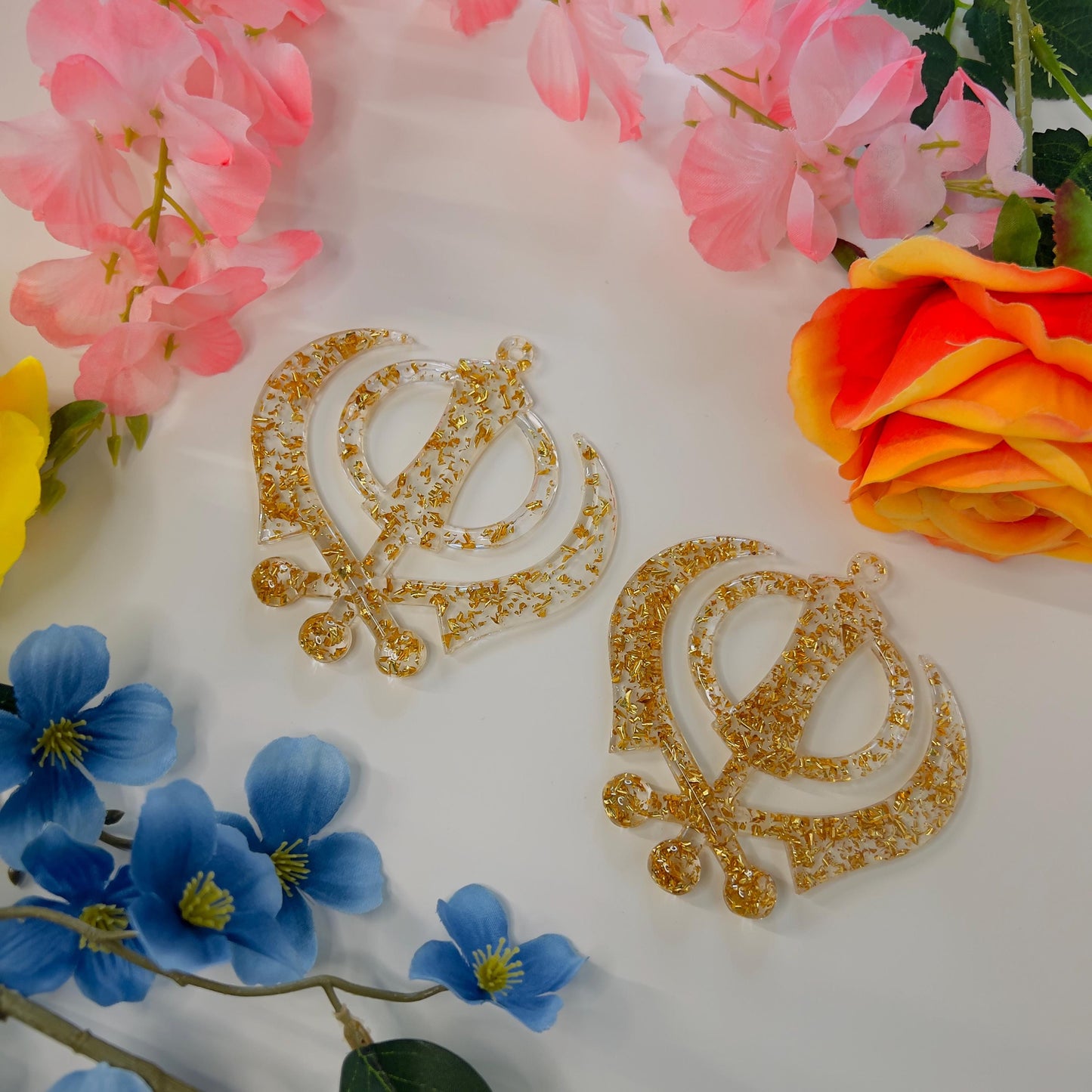 3D Khanda Sikh Car Hanging – Handmade Khanda Resin Art, Perfect Spiritual Gift