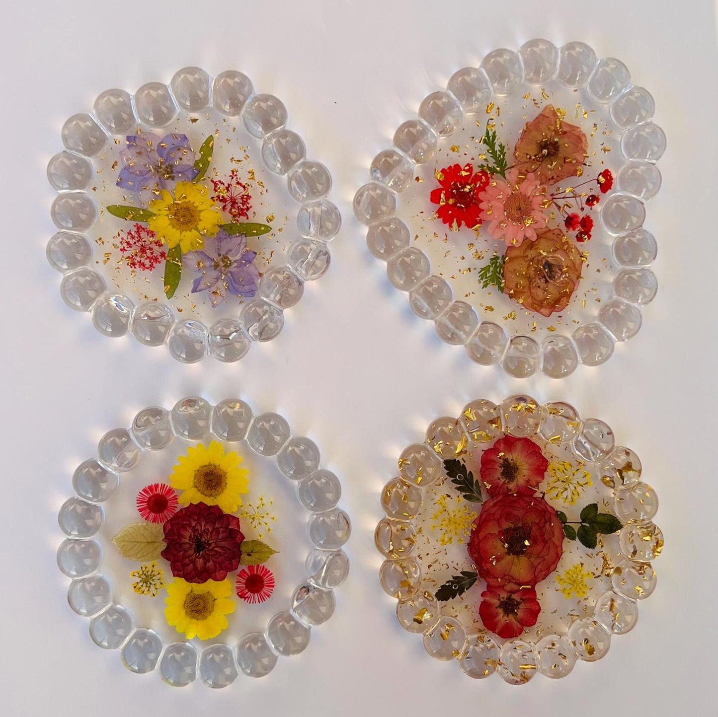 Aesthetic Floral Resin Bubble Trinket Dish – Handmade Coaster & Jewelry Tray with Pressed Flowers - Perfect gift for Her