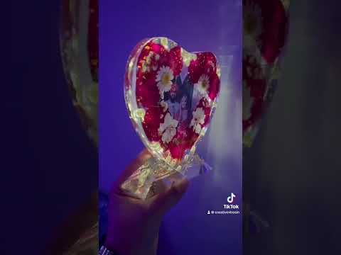 Custom Flower Preservation Heart with Base – 5-6 Inches ❤️✨- Pressed/Flower Petals Preserved